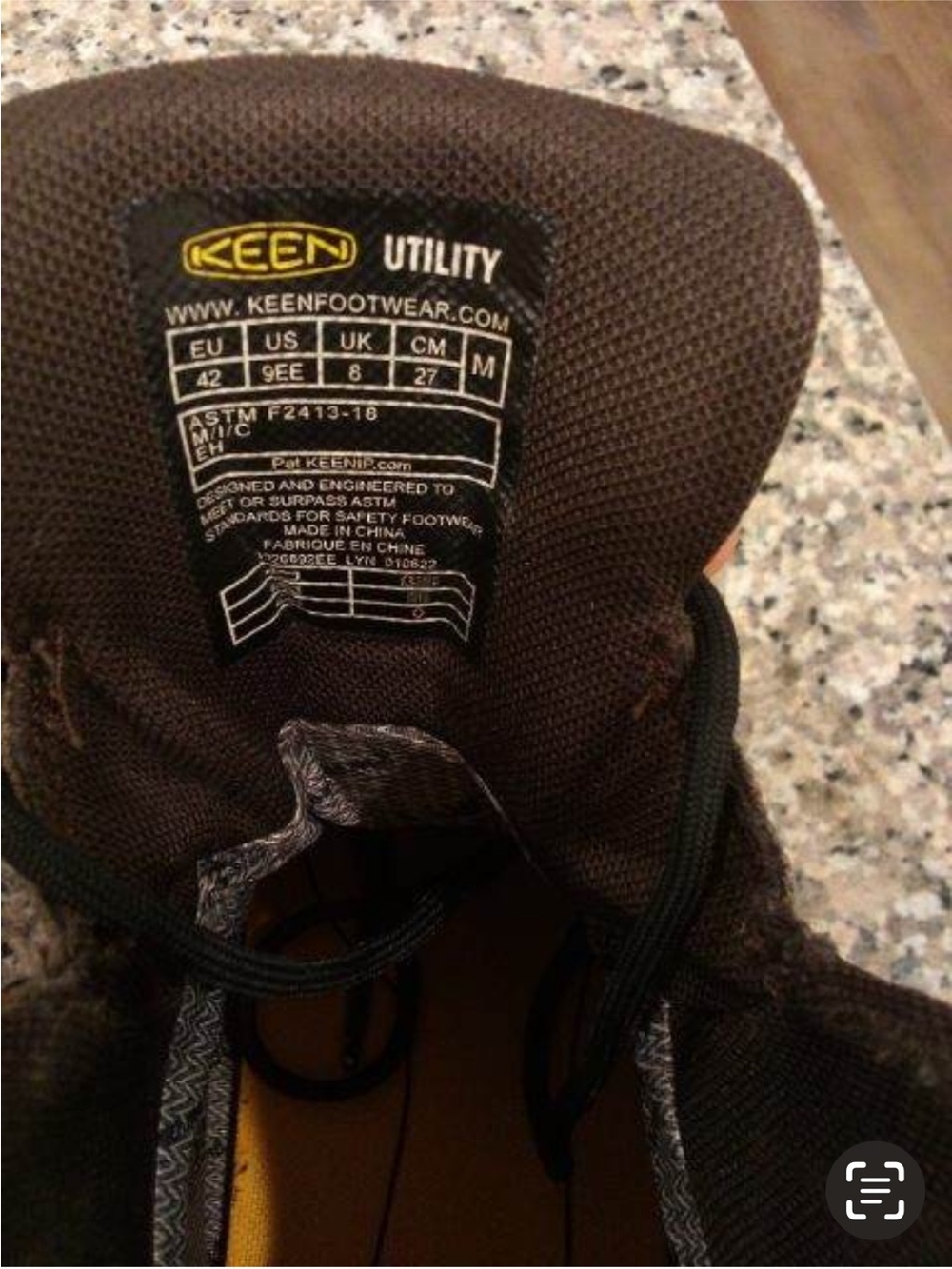 Keen Men's Brown Leather Waterproof Hiking Boots - Picture 5 of 8